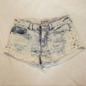 Washed out jean shorts size 7